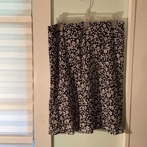 Women’s Jones New York sport size 8 skirt
